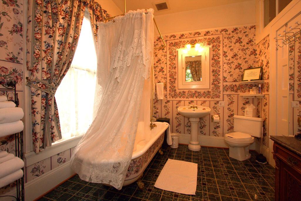 Lion And The Rose Victorian Guest House Portland Luaran gambar